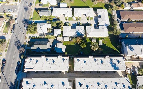 4th image of 410 S Alhambra Ave