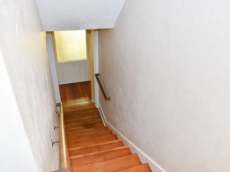 169 N Harwood St — Photo 13