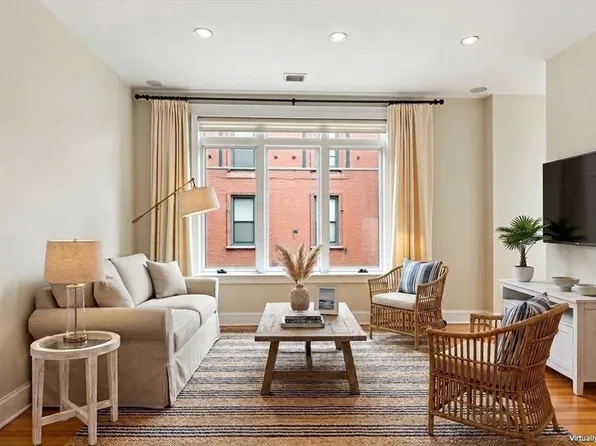 115 B St Unit 4, South Boston, MA 02127