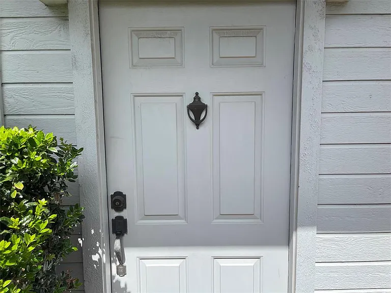 1330 Overlook Dr — Photo 4