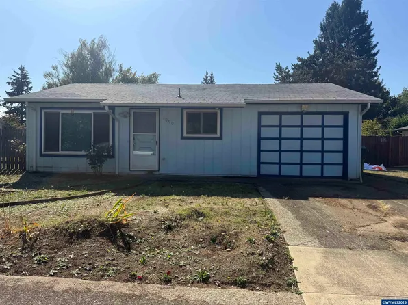 1090 Sharon Loop SE, Salem, OR 97306