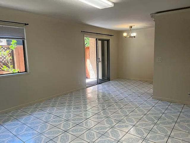 259 N Capitol Ave #128 — Photo 8