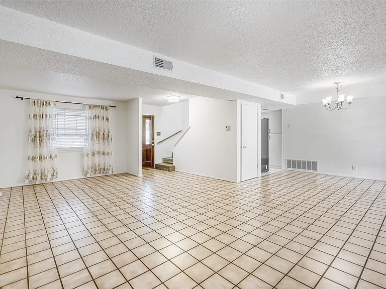 6601 Skycrest Dr — Photo 8