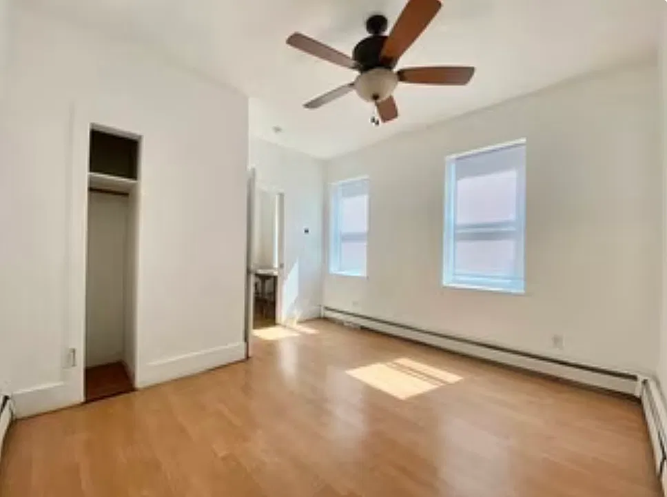3 bed, 9999 sqft, $4,250 — Photo 3