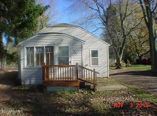 1364 S Walker Rd, Muskegon, MI 49442