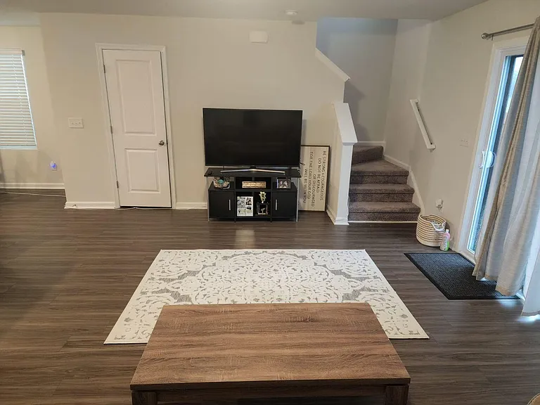 405 Eclipse Ln — Photo 9