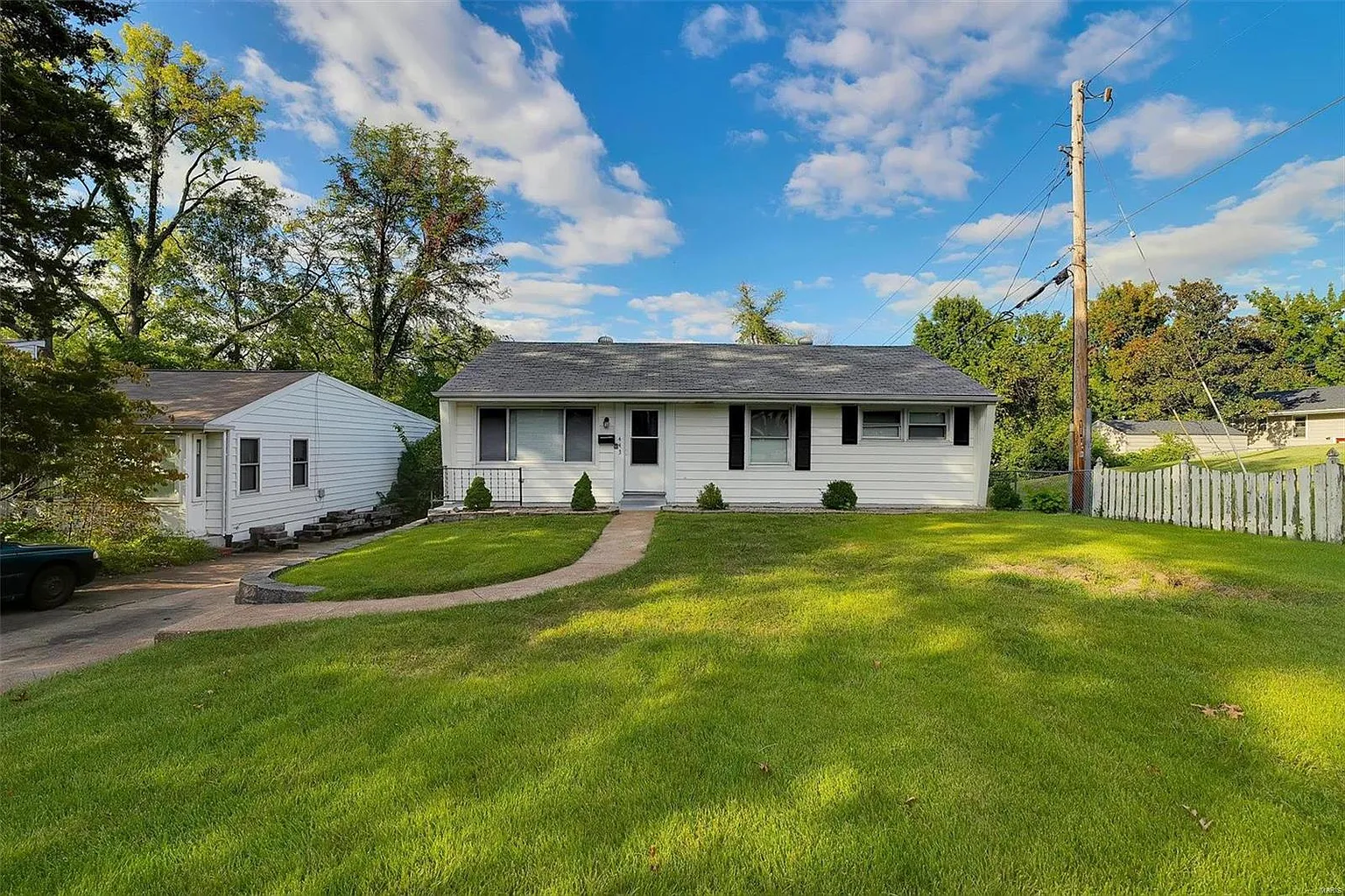 443 E Glendale Rd photo 1