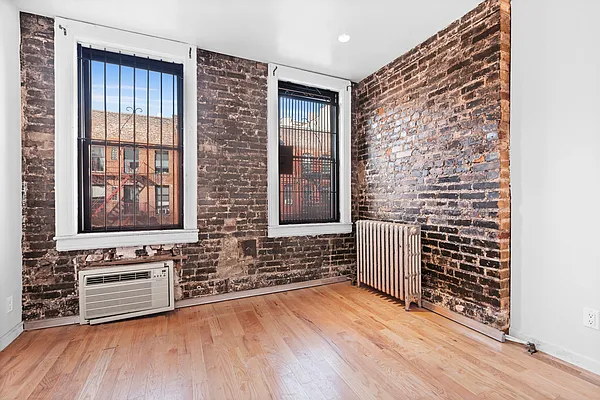 Rented by Douglas Elliman | media 8