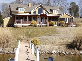 3860 Bluewater Dr, Moneta, VA 24121