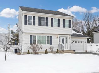 44 Naismith St, Springfield, MA 01104