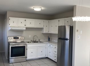 215 N Carolina Trl, Browns Mills, NJ 08015