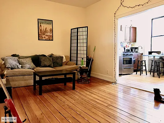 Rented by Native Real Estate LLC | media 25