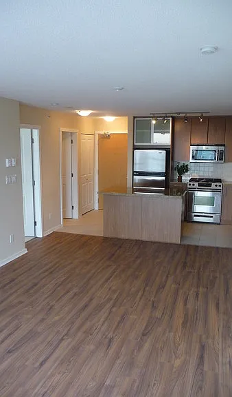 2289 Yukon Cres #1105 — Photo 5