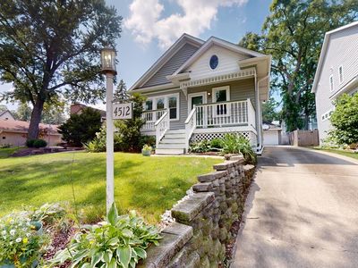 4512 Saratoga Ave, Downers Grove, IL, 60515