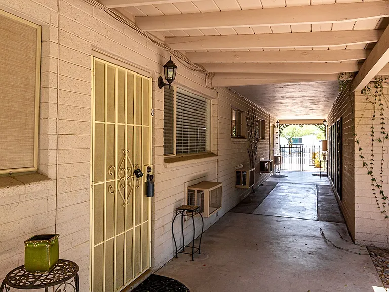 3540 E Montecito Ave — Photo 9