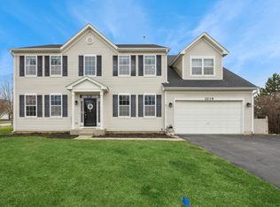 2239 Green Glade Way, Wauconda, IL 60084