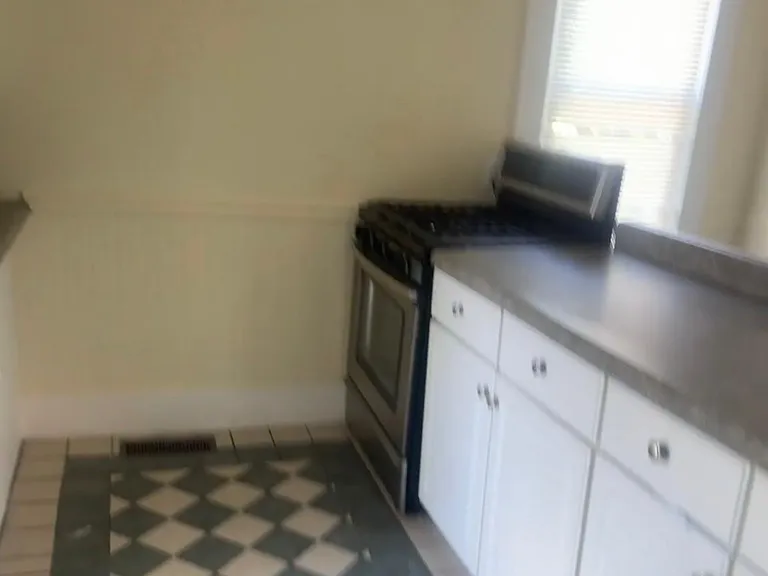 310 N Coler Ave — Photo 3