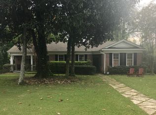 712 S College St, Brandon, MS 39042