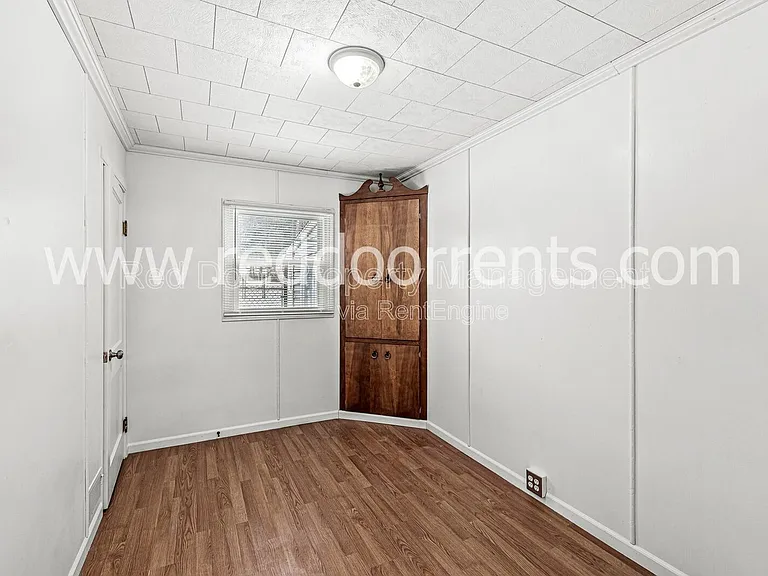 424 Main St — Photo 14