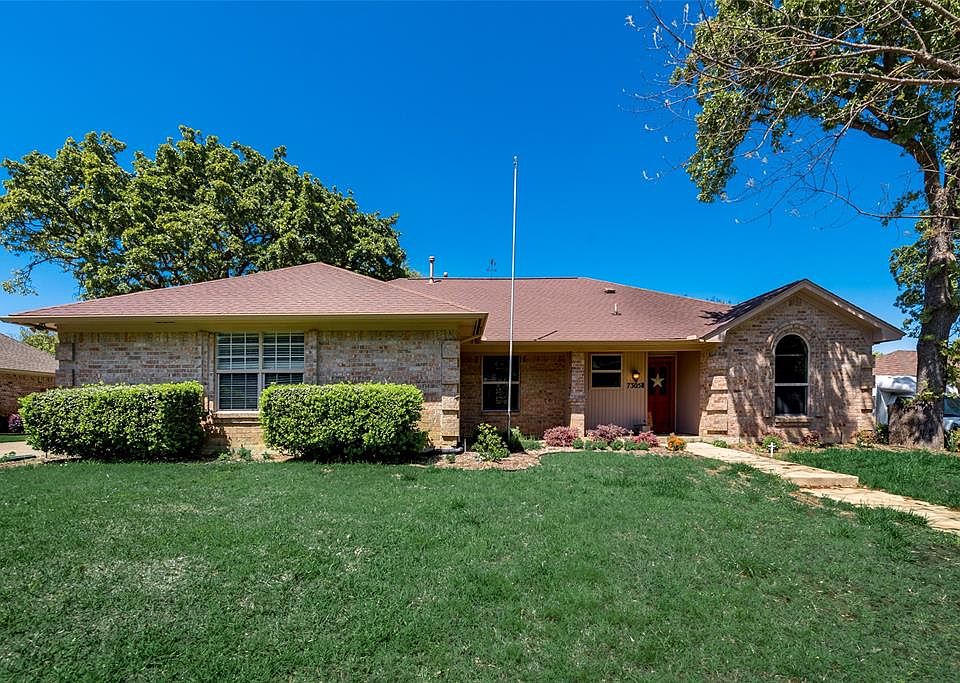 1st image of 7305 Londonderry Dr