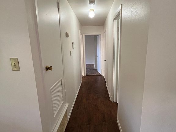 5th image of 1307 Marshall St #A