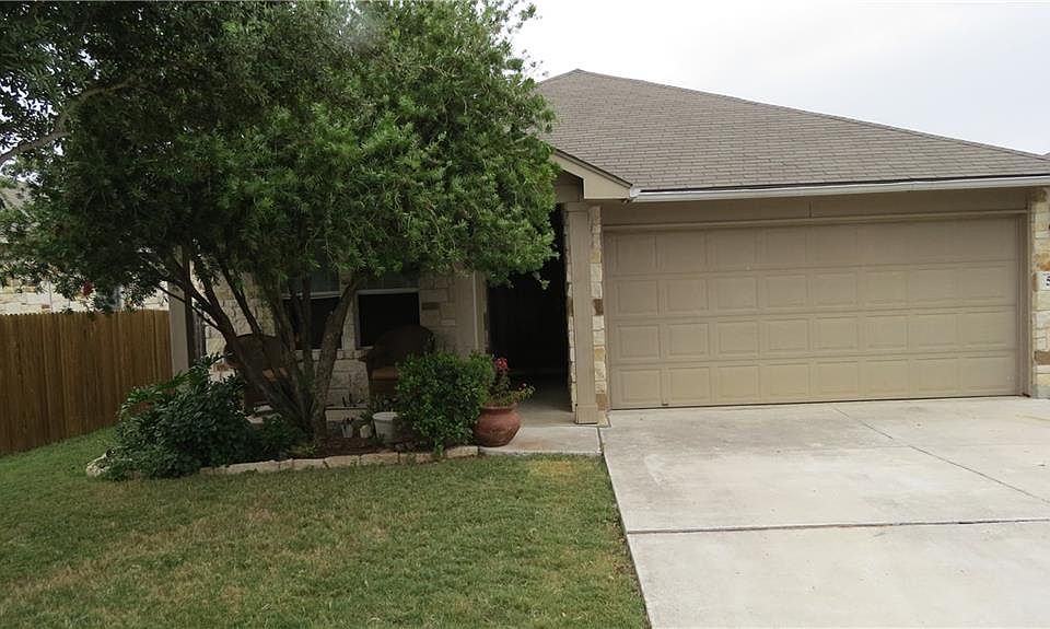 1st image of 506 Brazoria Trl