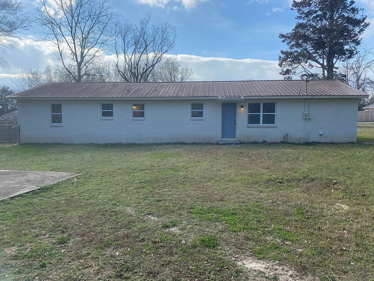 Building Photo - 37 Bearden Rd