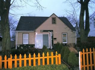 1424 N East End Ave, Round Lake Beach, IL