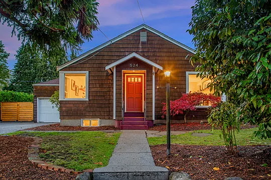 3 bed, 1900 sqft, $4,800 — Photo 2