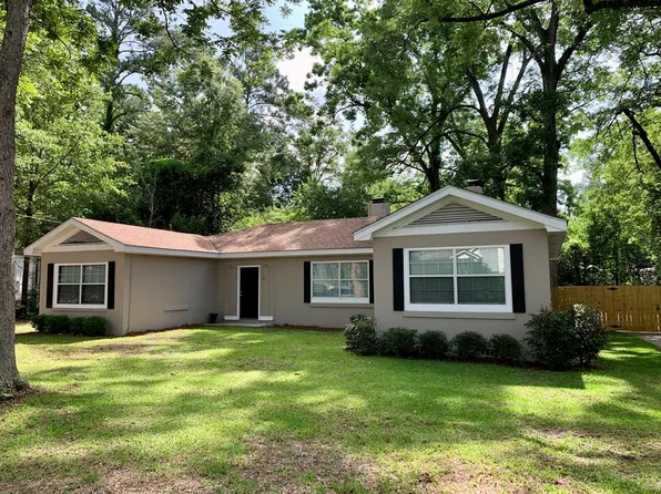 115 Westmont Dr, Dothan, AL 36301