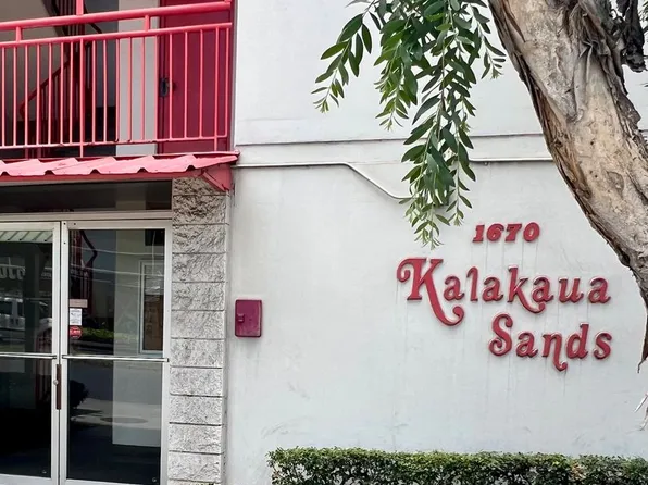 1670 Kalakaua Ave APT 904, Honolulu, HI 96826