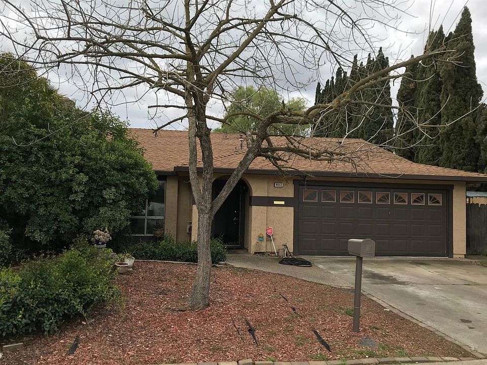 1st image of 9612 Countryroads Dr