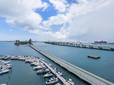 555 NE 15th St APT 12B, Miami, FL, 33132