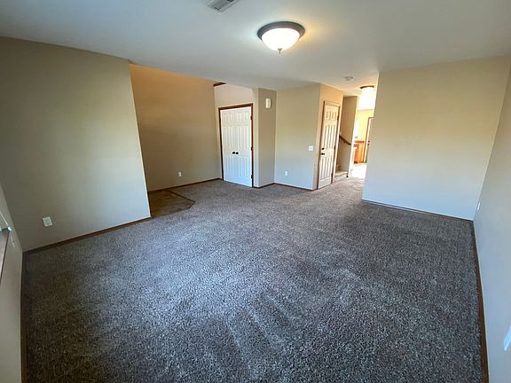 2nd image of 702 E Capitol Ave #2