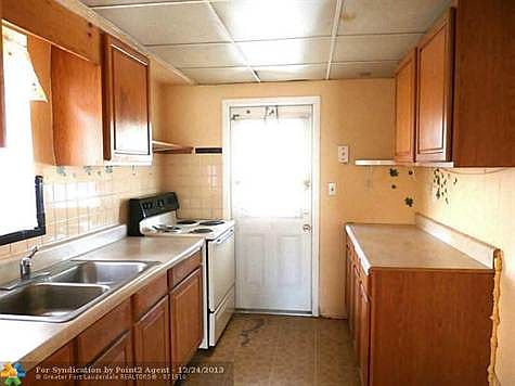 3rd image of 1204 NW 6th Ave
