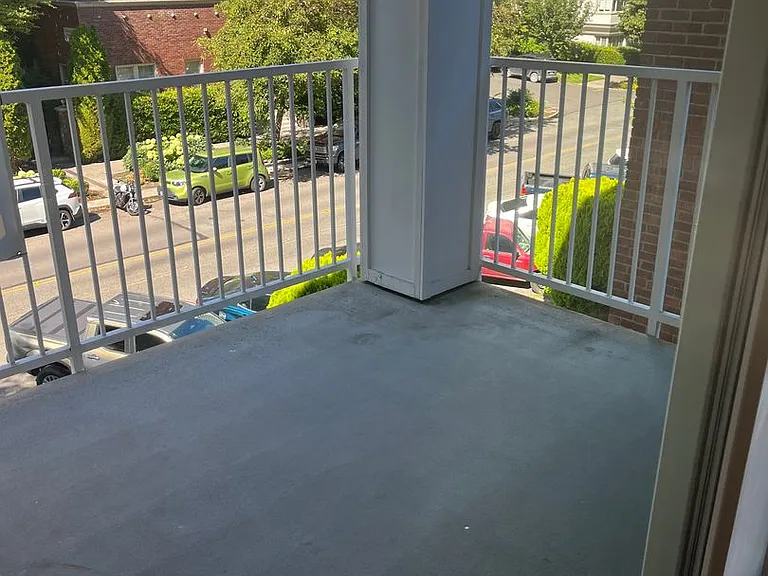 Stillwater Apartments — Photo 23