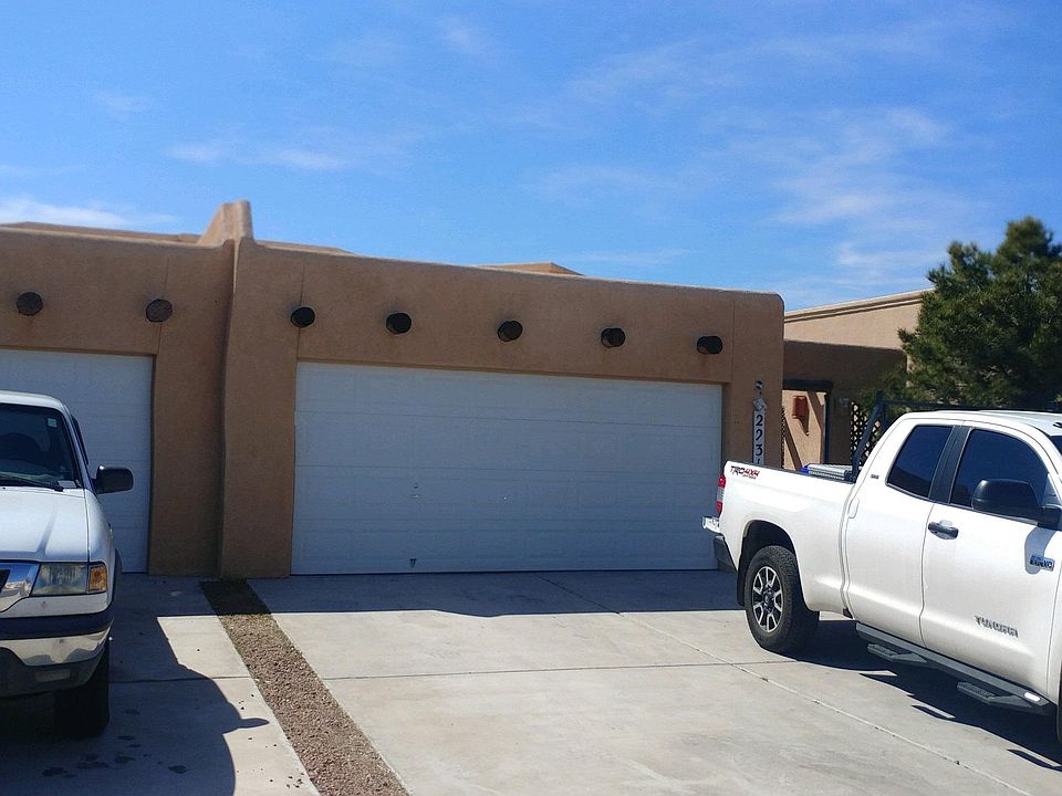 1st image of 2231 Foxtail Pine Dr #8