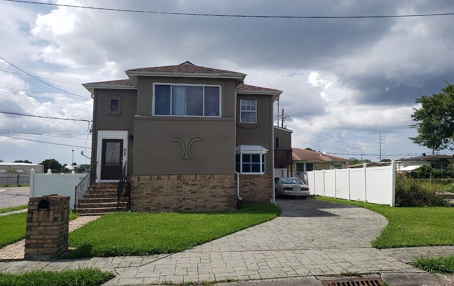 1st image of 3402 Camphor St