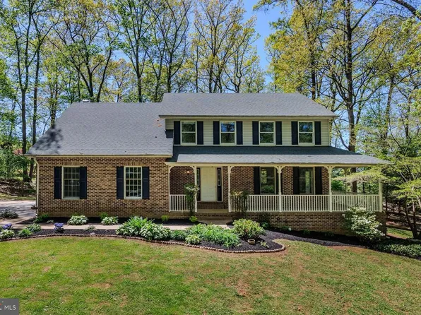 2201 Sioux Dr, Westminster, MD 21157