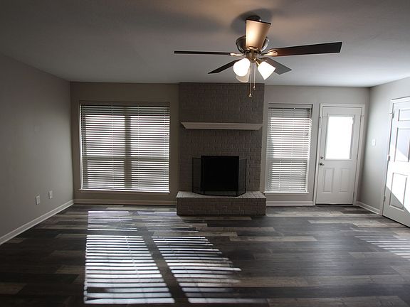 4th image of 105 Jamie Dr