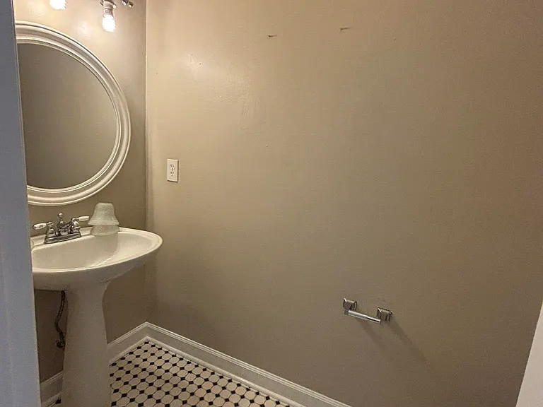 552 Teal Ln — Photo 12