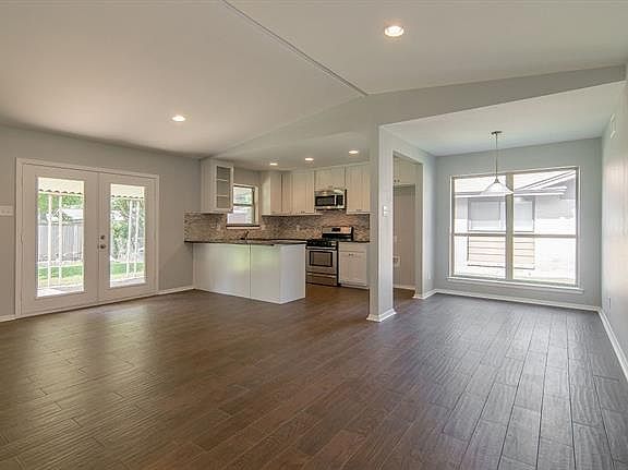 2nd image of 11354 Carissa Dr