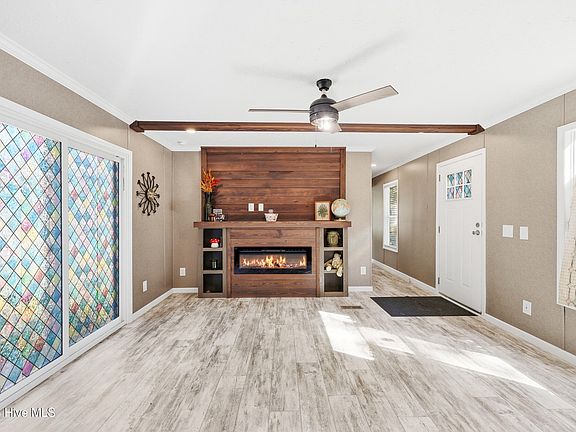 3rd image of 2193 Forest Drive SW