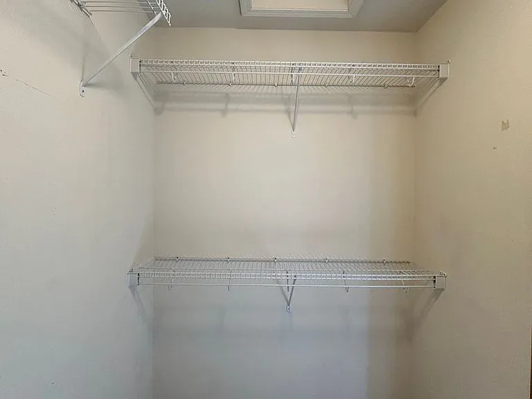 817 Lake Vista Dr — Photo 18