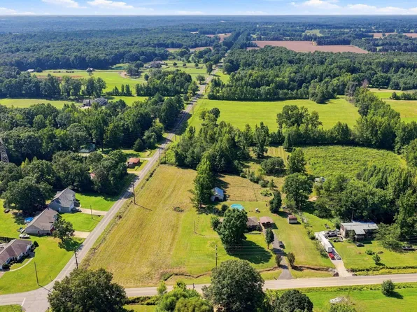 21460 County Road 8, Florence, AL 35633