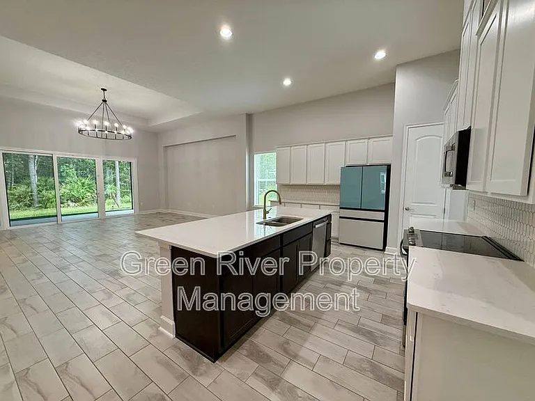 1818 Sandy Creek Pkwy — Photo 9
