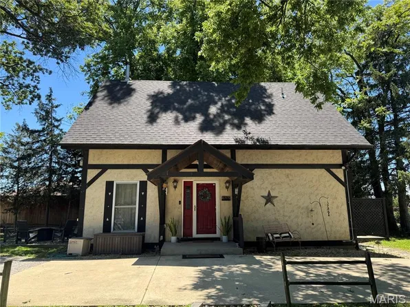 603 N Market St, Waterloo, IL 62298