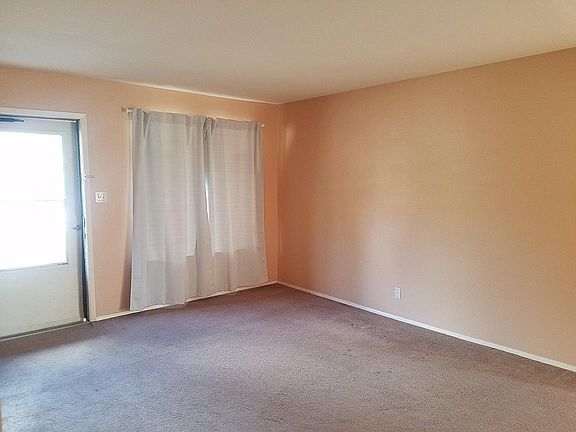 5th image of 1307 Bellamah Dr