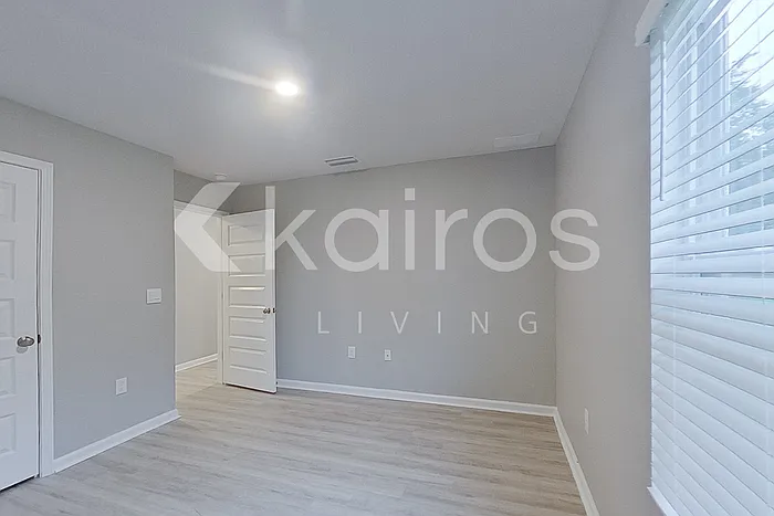 4694 Malay Cir — Photo 12