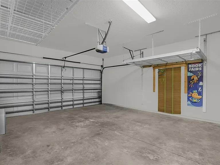 740 Ashworth Overlook Dr #B — Photo 27